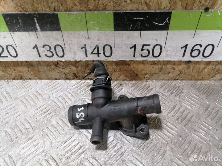 Фланец системы охлаждения Skoda Octavia 2000 2011