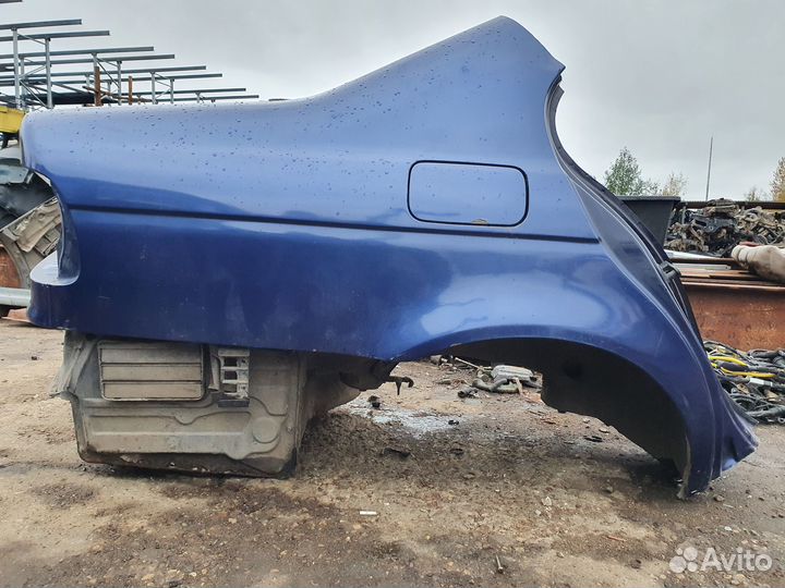 Крыло заднее правое Четверть BMW 5 E39 бмв е39