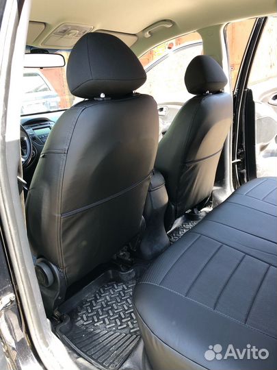 Чехлы Автопилот Хендай ix35 черный экокожа