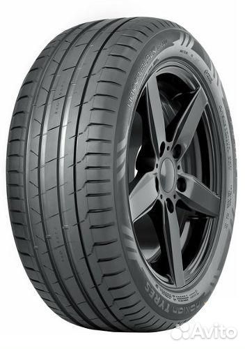 Nokian Tyres Hakka Black 2 215/50 R17 95W