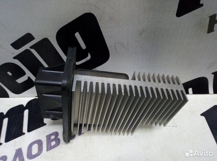 Реостат печки Toyota Ipsum ACM26 2AZ-FE 06.2003