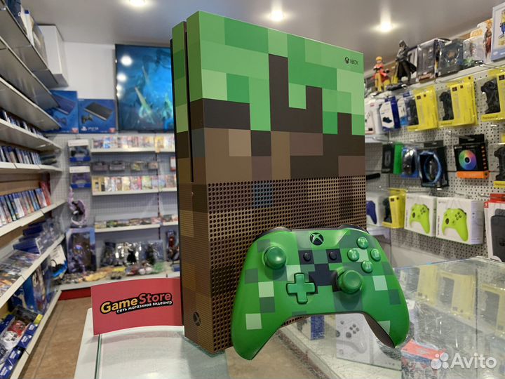 Microsoft Xbox One S 1TB Minecraft Edition