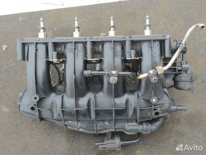 Впускной коллектор volkswagen passat CC 1.8 cda