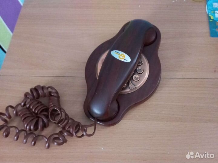 Стационарный телефон