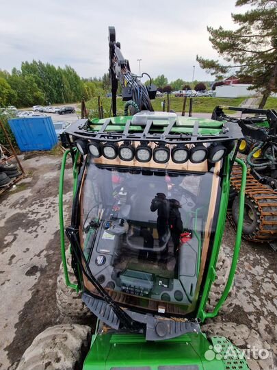 Форвардер John Deere 1910 G