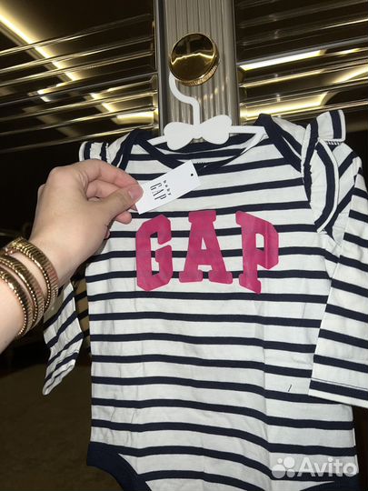 Боди gap для девочки 6-12 мес