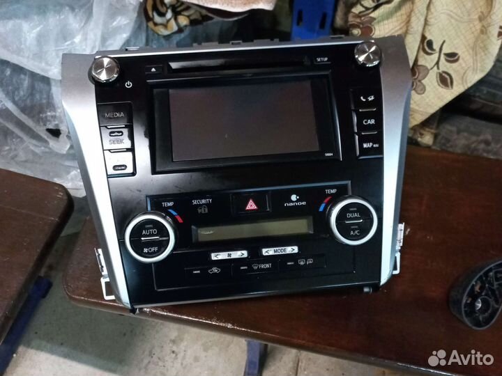 Магнитола монитор Toyota Camry V50