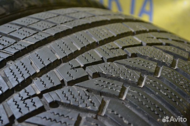 Hankook Winter I'Cept Evo2 W320 235/50 R18