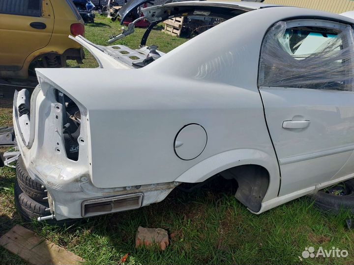 Заднее правое крыло opel vectra C