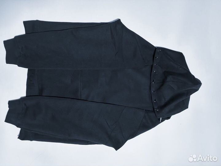 Худи с шипами