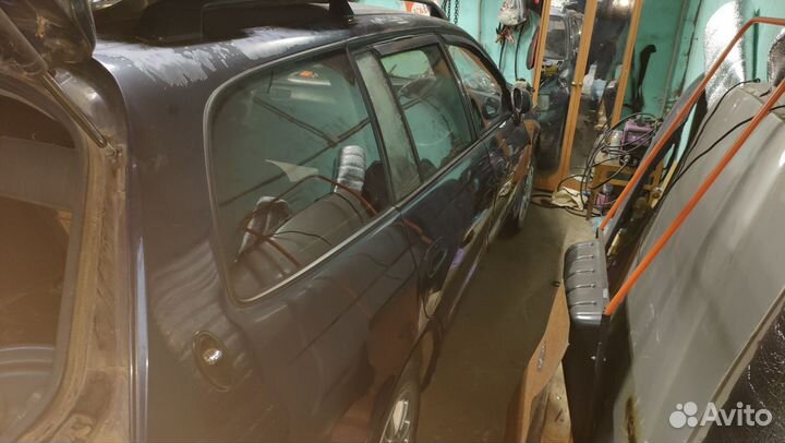 Toyota Caldina 2.0 AT, 1995, битый, 100 000 км