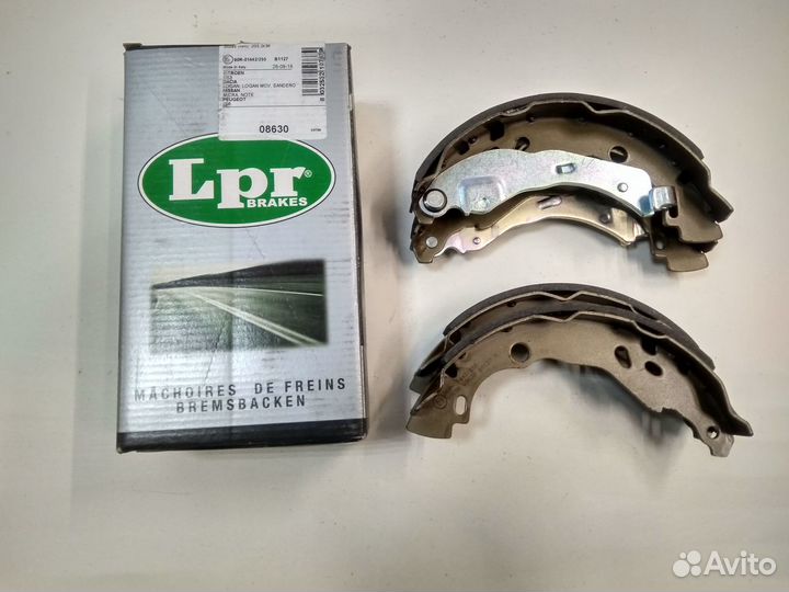 Тормозные колодки задние барабан Рено Логан