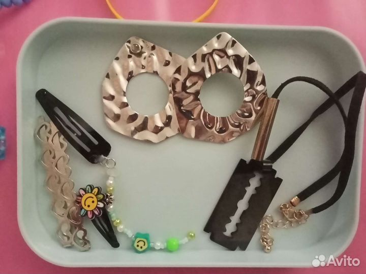 Серьги, украшения, бижутерия