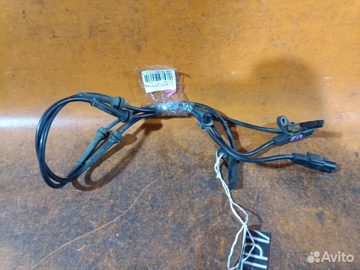 Датчик ABS передний Nissan March K13