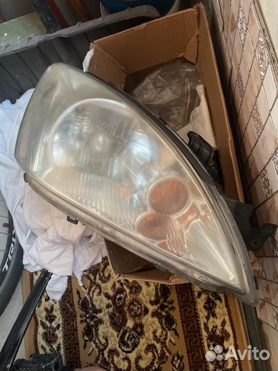 Фара mitsubishi lancer 9