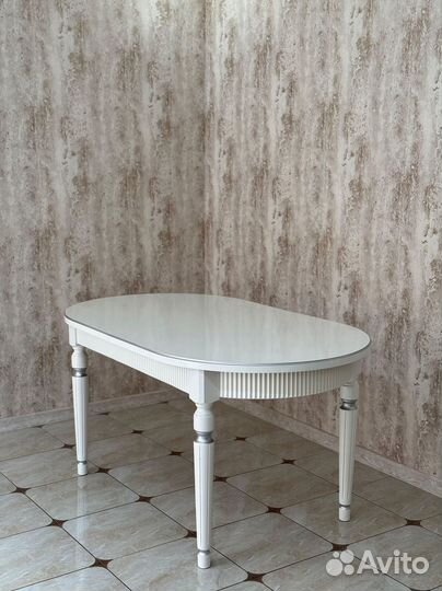 Стол и стулья от производителя. В наличии