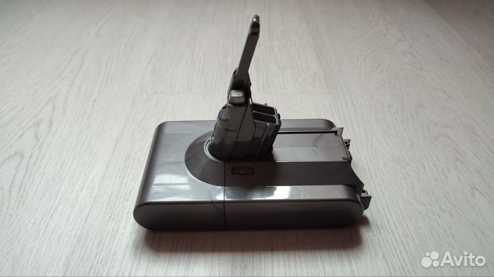 Корпус Dyson V8 Аккумулятор Dyson V8