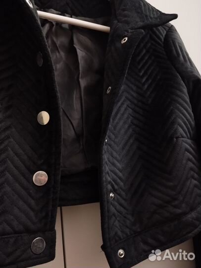 Курточка велюровая женская