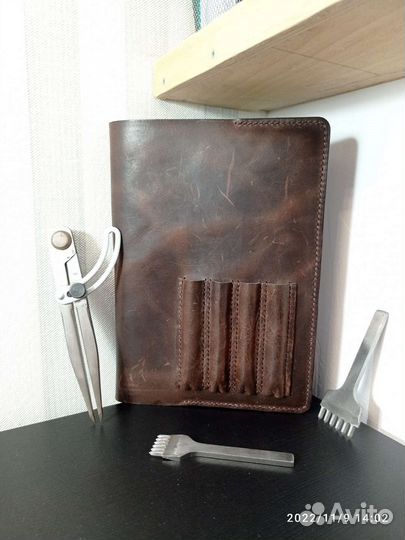 Кожаные чехлы для ежедневников