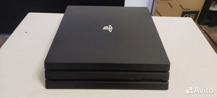 Sony playstation 4 PS4 pro 1tb с играми