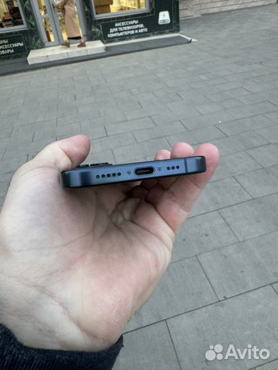 iPhone 15 Pro, 128 ГБ