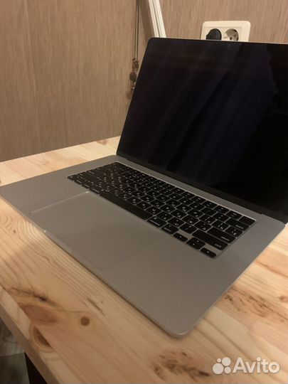 MacBook Air 15 m2 8gb 512gb Silver