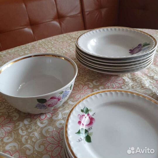 Сервиз (набор посуды) столовый СССР. пфз
