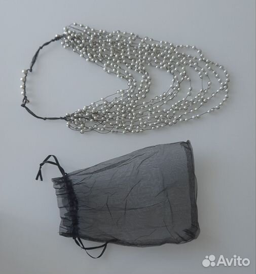 Украшение из жемчуга