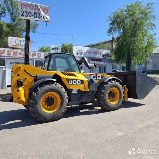 Телескопический погрузчик JCB 550-80, 2014