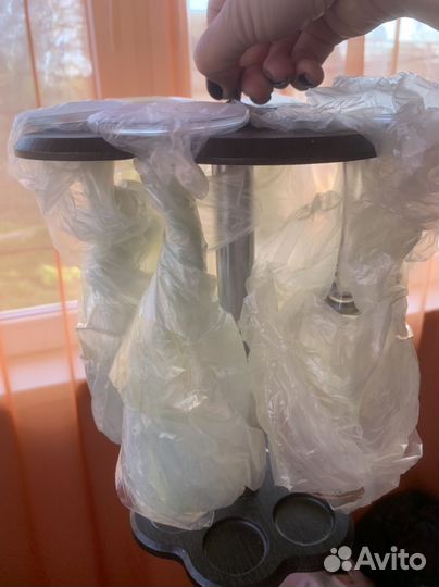 Набор стаканов и рюмок