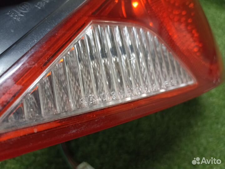Задний правый фонарь Kia Spectra