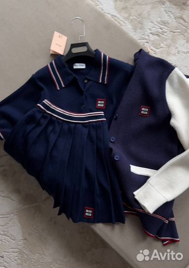 MiuMiu костюм трендовый (топ 2025)