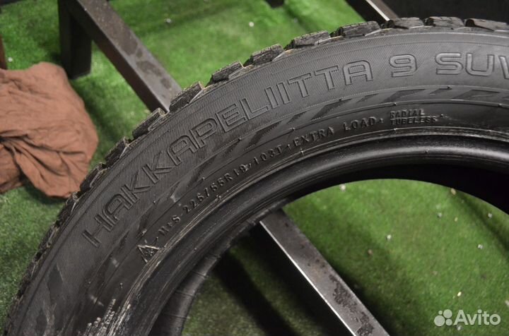 Nokian Tyres Hakkapeliitta 9 SUV 225/55 R19 103T