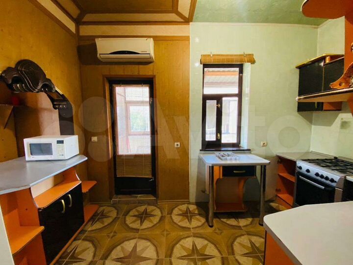 3-к. квартира, 68 м², 2/2 эт.