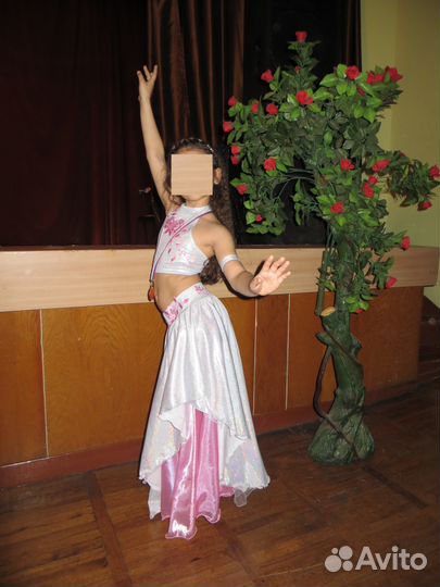 Продам костюм для восточных танцев