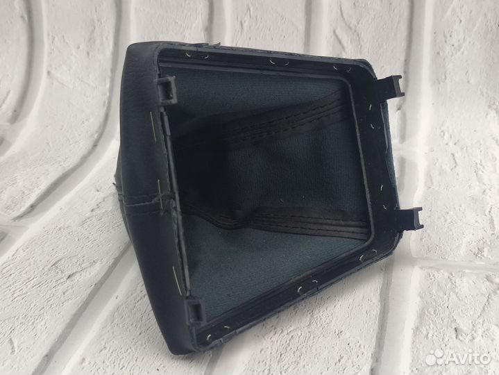 Кожух, чехол ручки кпп МКПП Skoda Superb II