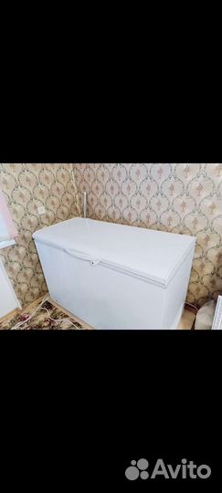 Морозильный ларь с глухой крышкой бу