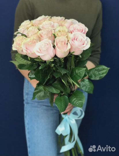 Букет из 15 розовых Роз Эквадор 60 см