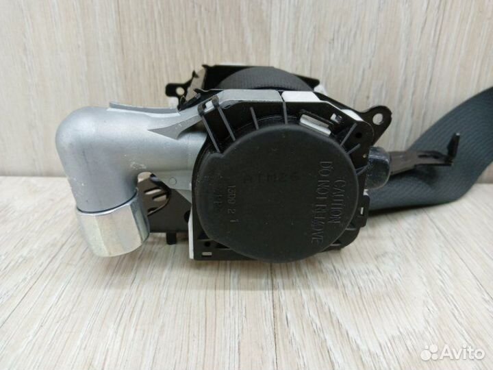 Ремень безопасности с пиропатроном передний правый