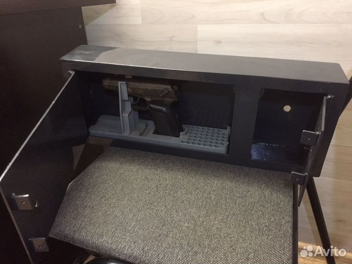 Оружейный сейф для пистолета