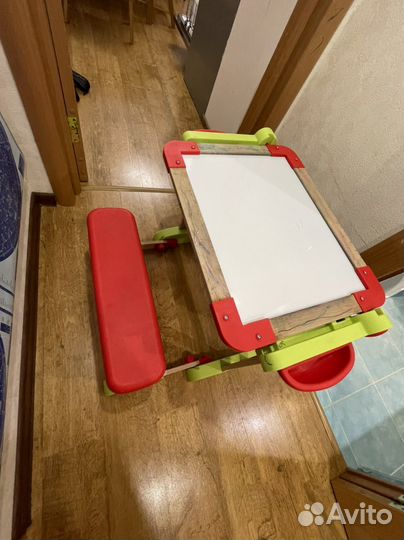 Детский стол и стул