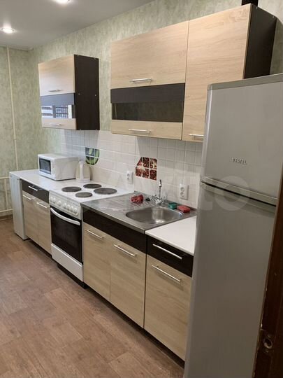 1-к. квартира, 35 м², 9/9 эт.