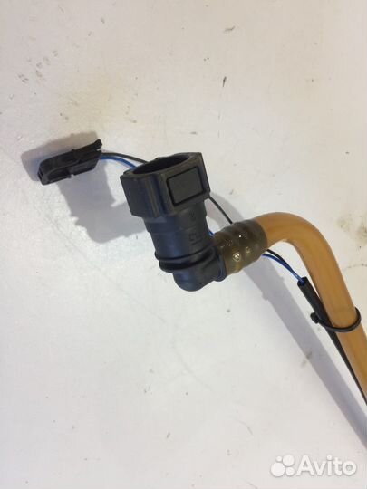 Датчик уровня топлива (Volvo S60)