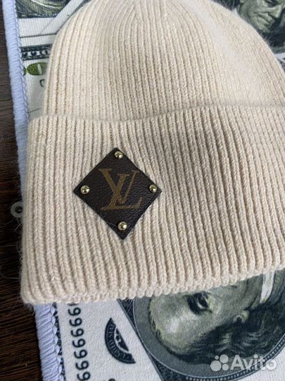 Шапка LV