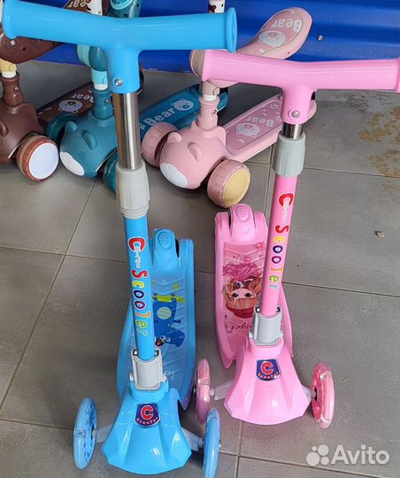 Самокат детский трехколесный, колеса светящиеся