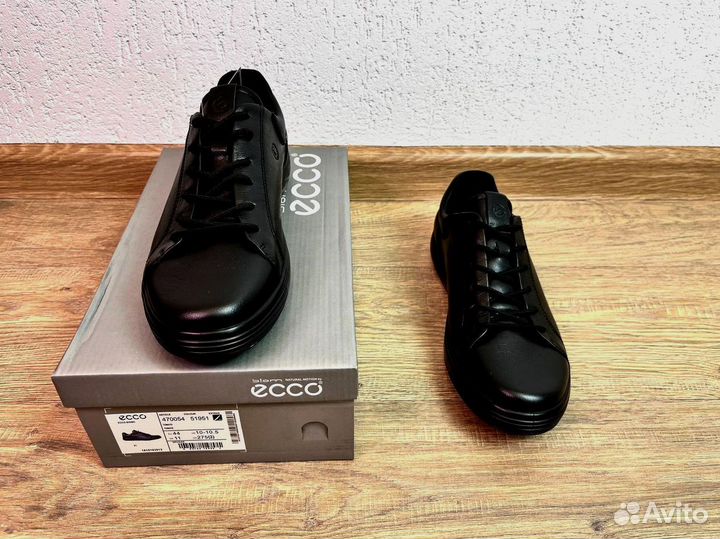 Кроссовки Ecco lux