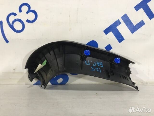 Обшивка крышки багажника прав KIA sportage 3 SL 2