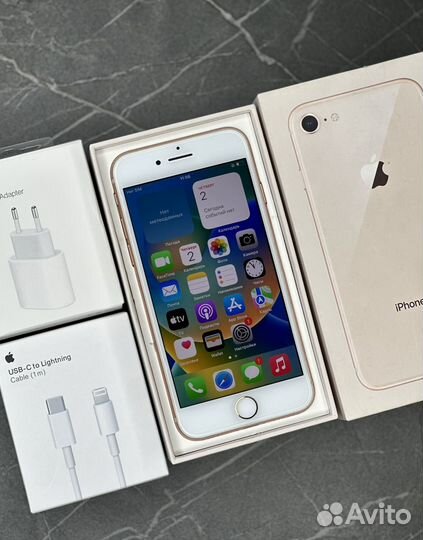 iPhone 8, 64 ГБ