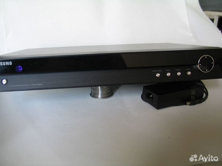Мультимедийный HD проигрыватель samsung MR-16SB2
