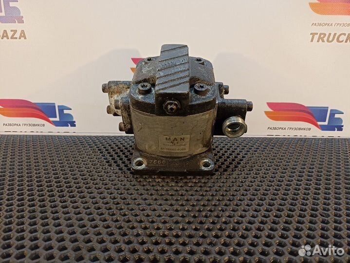 Гидромотор привода вентилятора Man TGX